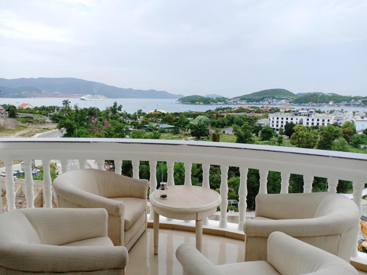 Nha Trang Star Villa Hotel Exterior photo